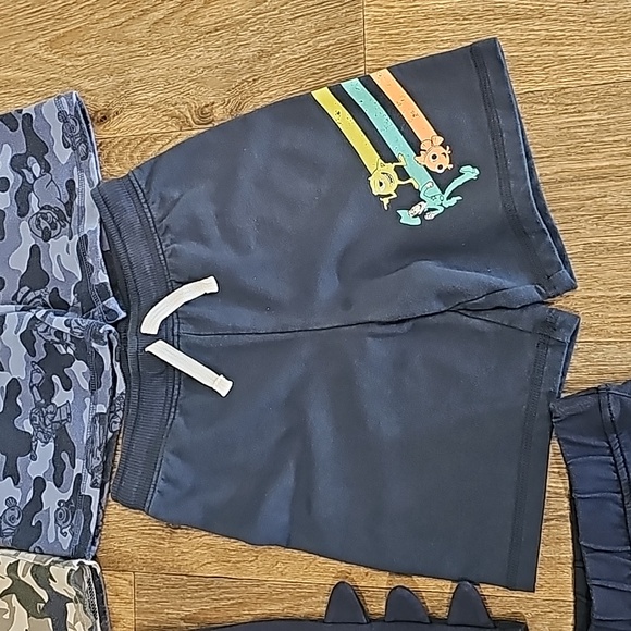 Bundle of toddler boys size 4t and 5t shorts - Picture 6 of 13